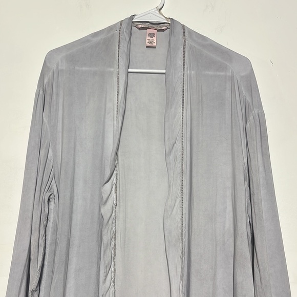 Victoria's Secret Light Blue Grey Lightweight Kimono Size XS/S - Picture 2 of 7